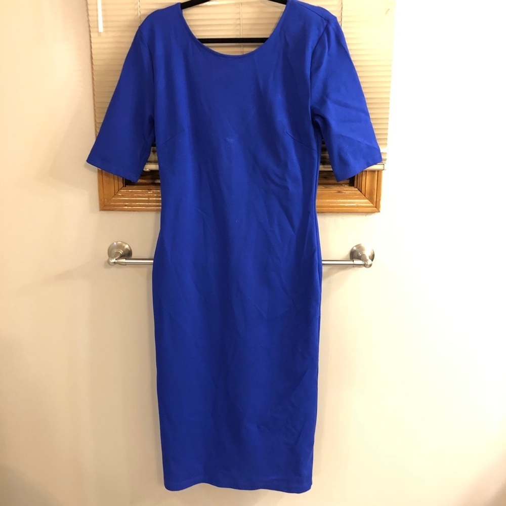 Fashion Nova Blue Midi Dress with V back Size: L